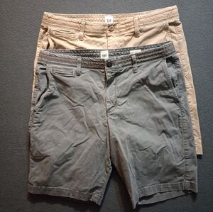 Lot Of 2 GAP Chino Shorts Heavyweight Gray Khaki Mens 33